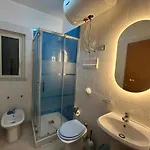 Aurora House Apartmán *