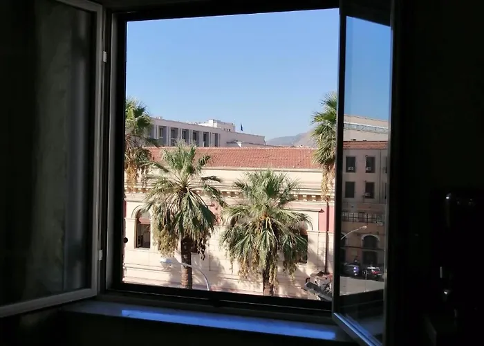 Aurora House Apartment